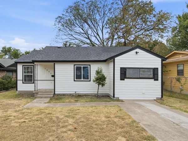 1244 E Mulkey Street , Fort Worth, TX 76104