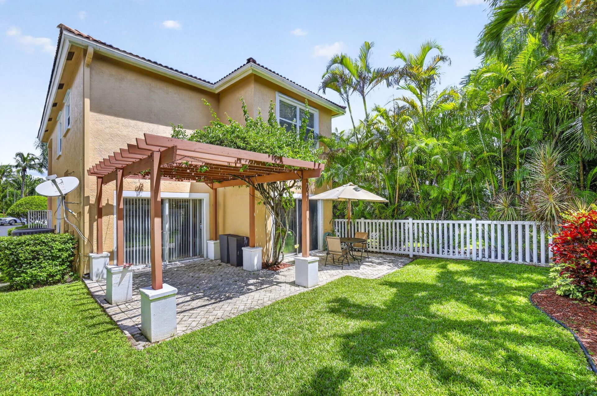 10212 NW 7 Street, Pompano Beach, FL 33071 Photo