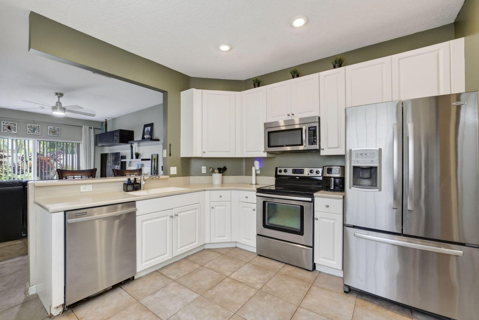 10212 NW 7 Street, Pompano Beach, FL 33071 Photo