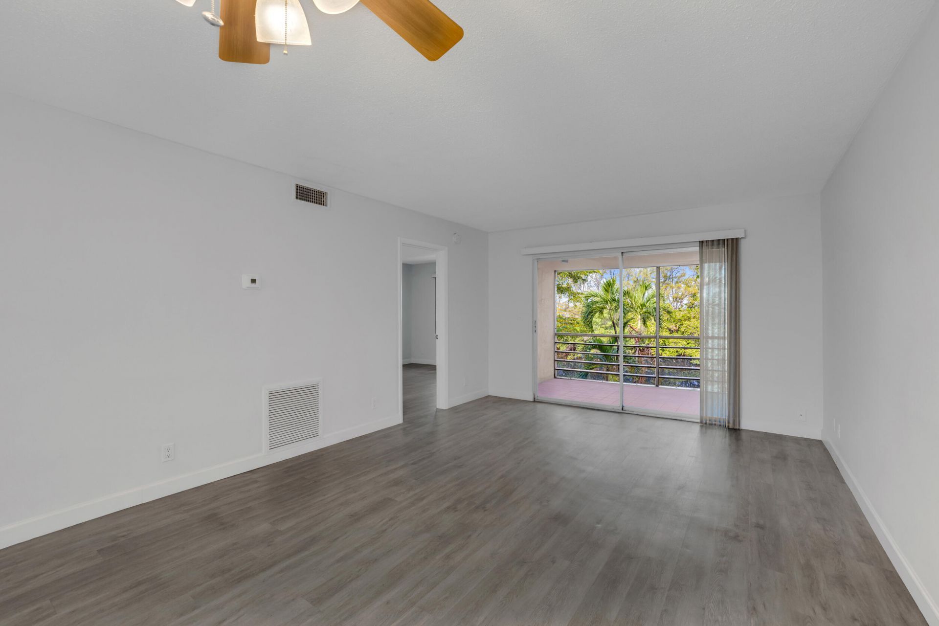 1400 NE 57th Street, Unit 304, Fort Lauderdale, FL 33334 Photo