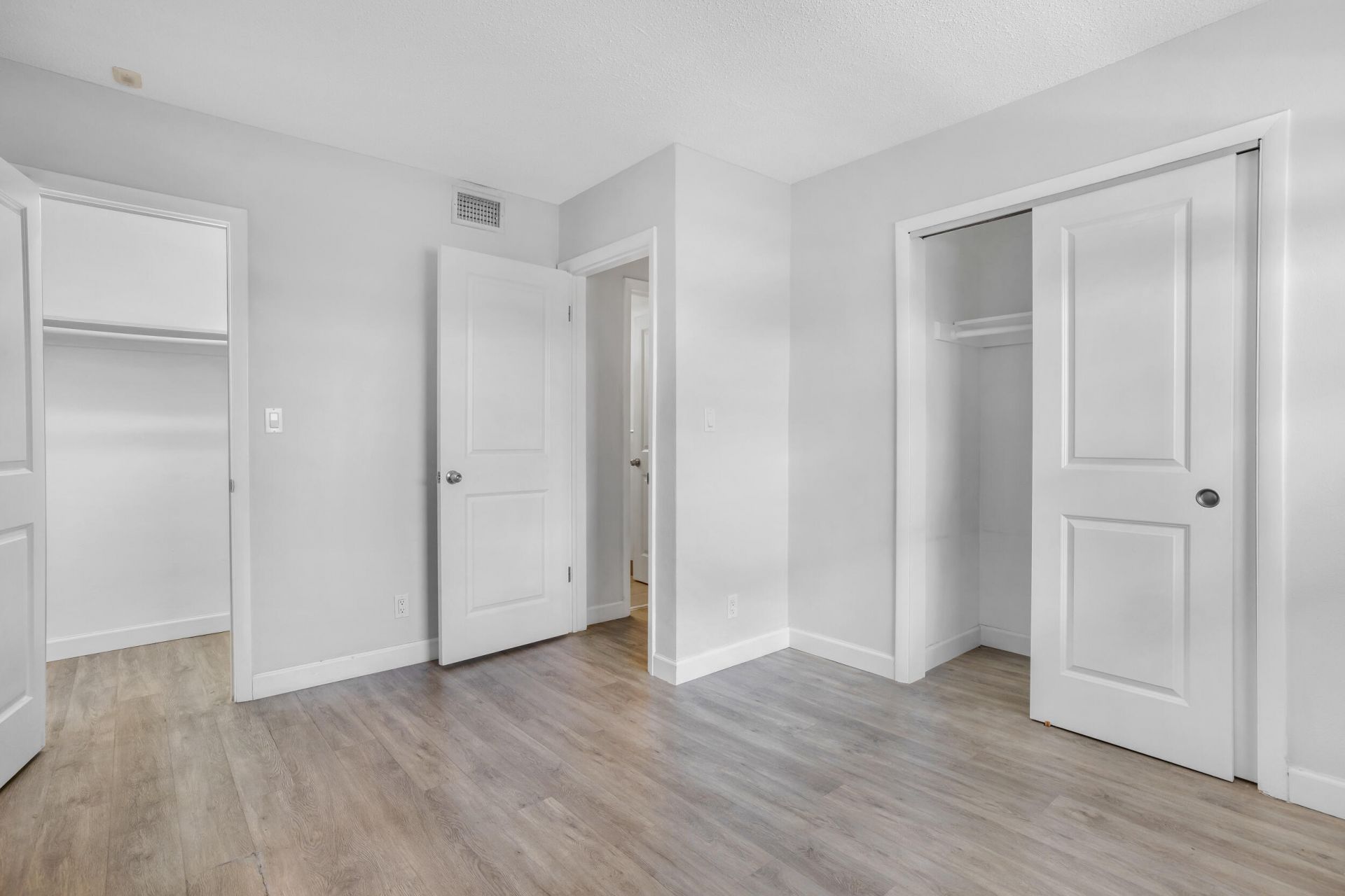 1400 NE 57th Street, Unit 304, Fort Lauderdale, FL 33334 Photo