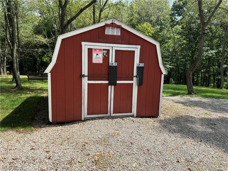 16462 Dunn Road, East Liverpool, OH 43920 Photo 3