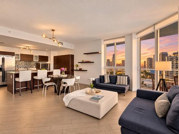 1900 N Bayshore Dr, Unit 1518, Miami, FL 33132