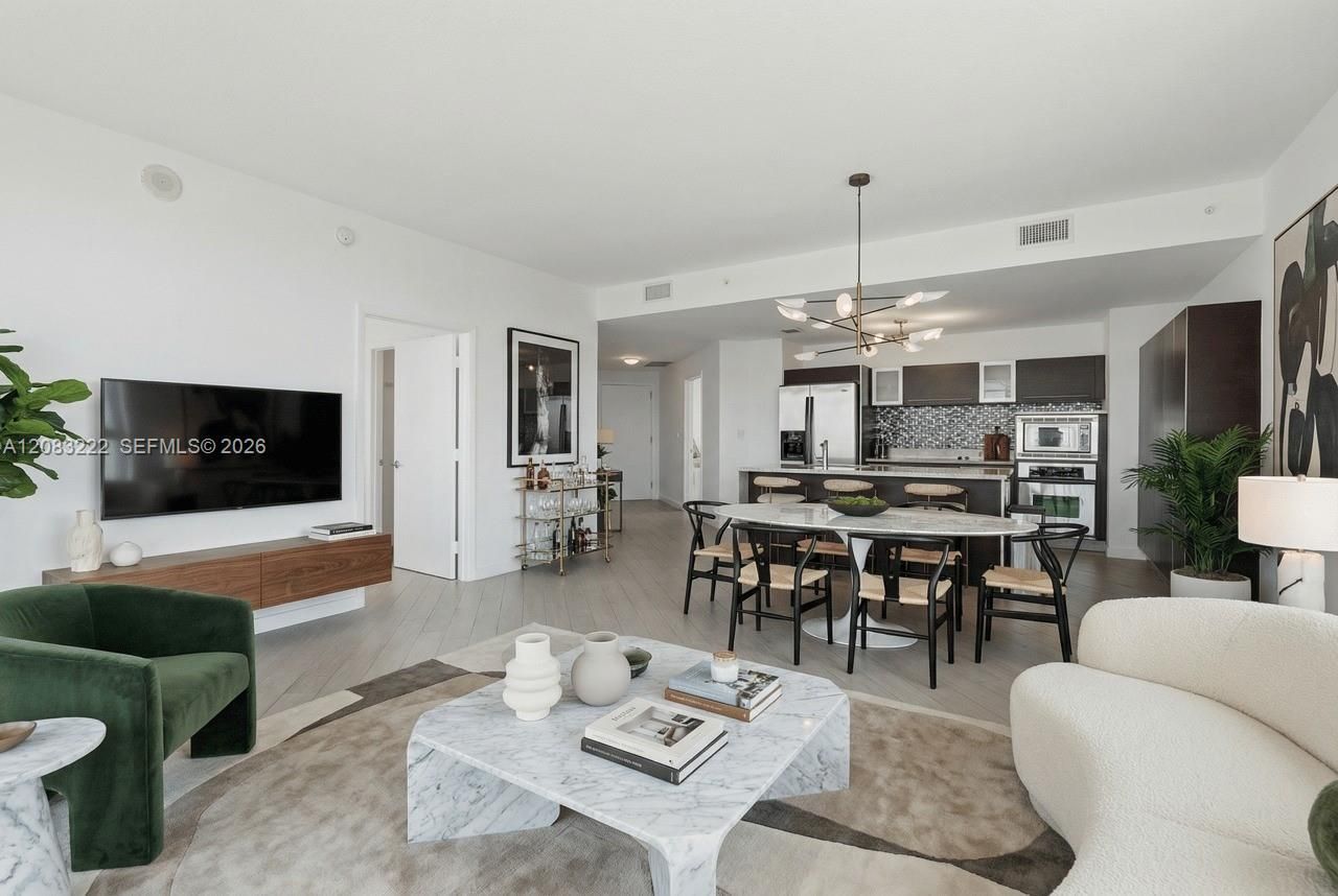 1900 N Bayshore Dr, Unit 1518, Miami, FL 33132 Photo