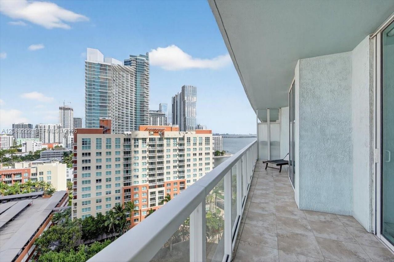 1900 N Bayshore Dr, Unit 1518, Miami, FL 33132 Photo