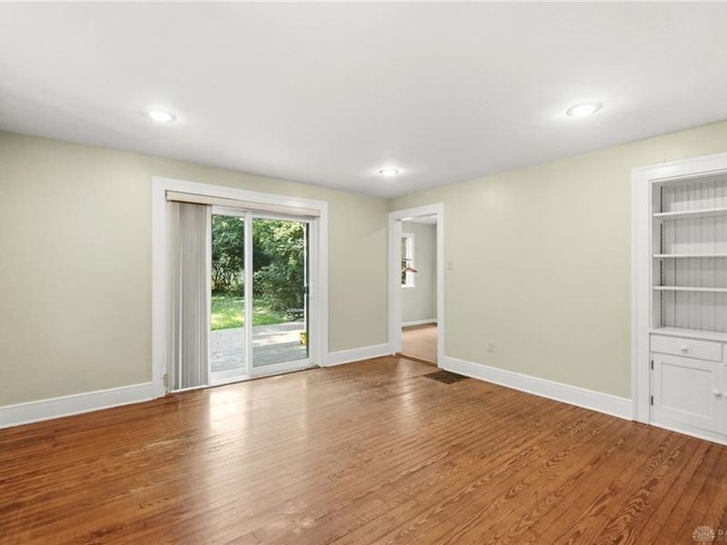130 E Limestone Street, Yellow Springs, OH 45387 Photo 16