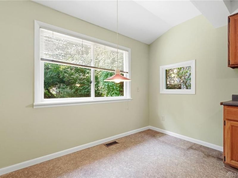 130 E Limestone Street, Yellow Springs, OH 45387 Photo 28