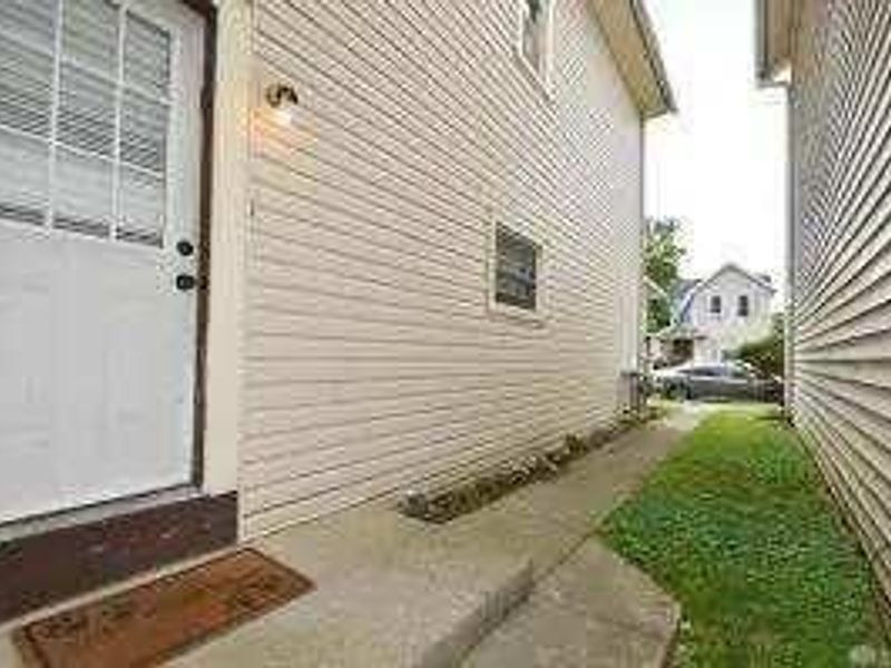 302 E Northern Avenue, Springfield, OH 45503 Photo 2