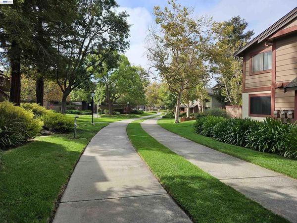 247 E Warren Cmn, Fremont, CA 94539
