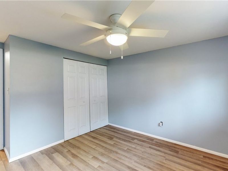 364 Wallace Drive, Berea, OH 44017 Photo 13