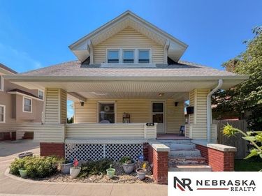 2736 Fontenelle Boulevard, Omaha, NE 68104