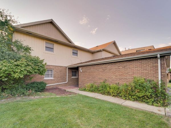 74 Terry Drive , Unit C, Roselle, IL 60172