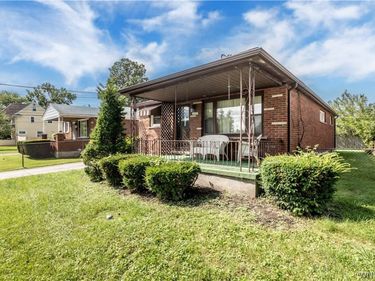 412 72nd Street , Niagara Falls, NY 14304