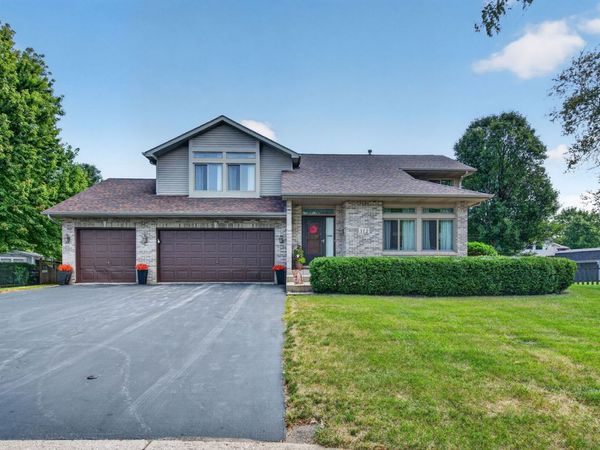 312 Badger Court , Oswego, IL 60543