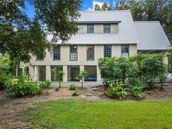 2744 SOUTH Street, Mandeville, LA 70448