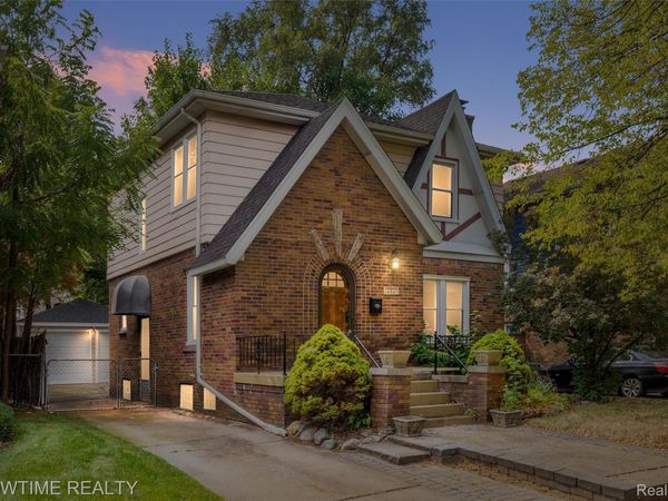 2410 Yale Avenue , Royal Oak, Mi 48067