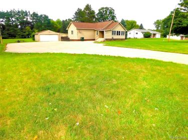 2780 W Clarkston Road , Orion Township, Mi 48362