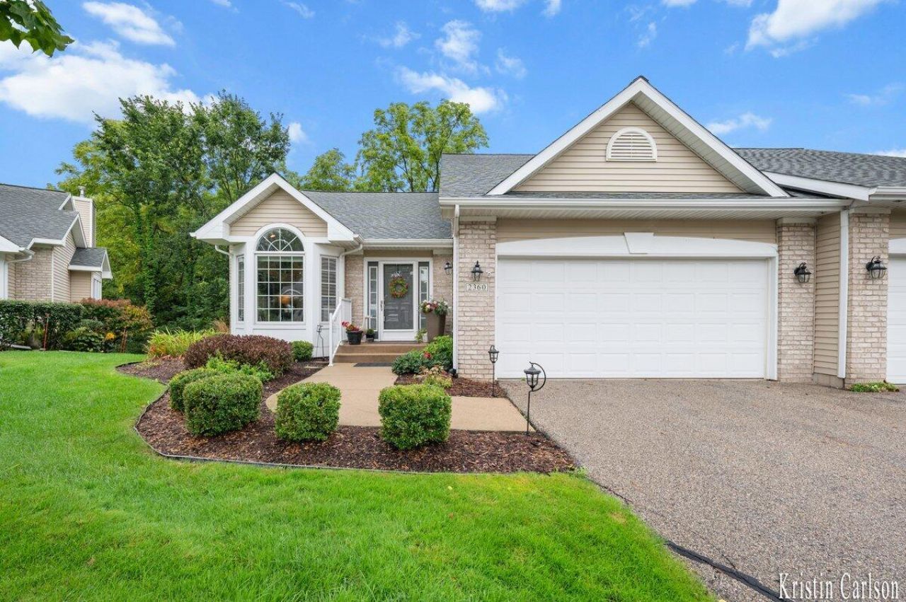 2360 Whimbrel Court Ne, Unit 49, Grand Rapids, MI 49505 Main Photo