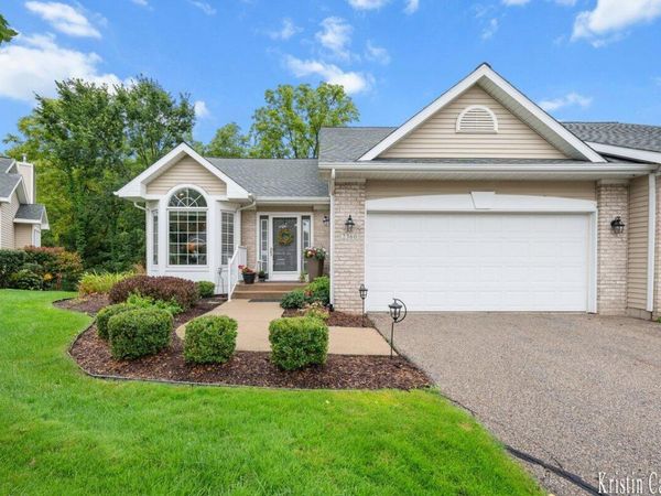 2360 Whimbrel Court NE, Unit 49, Grand Rapids, MI 49505