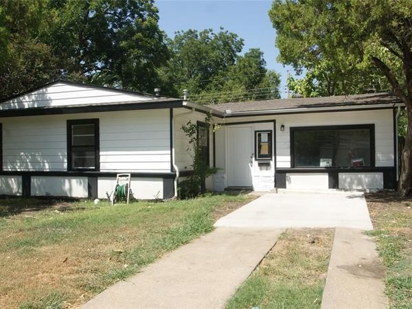 702 Jonathan Lane, Arlington, TX 76010