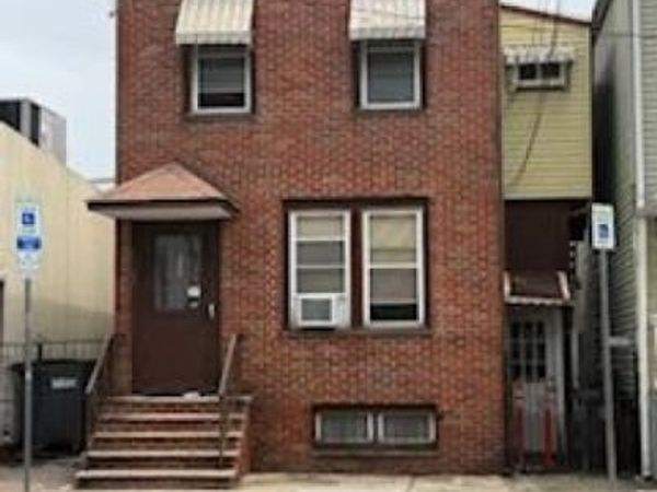 340 Adams Street, Newark, NJ 07105