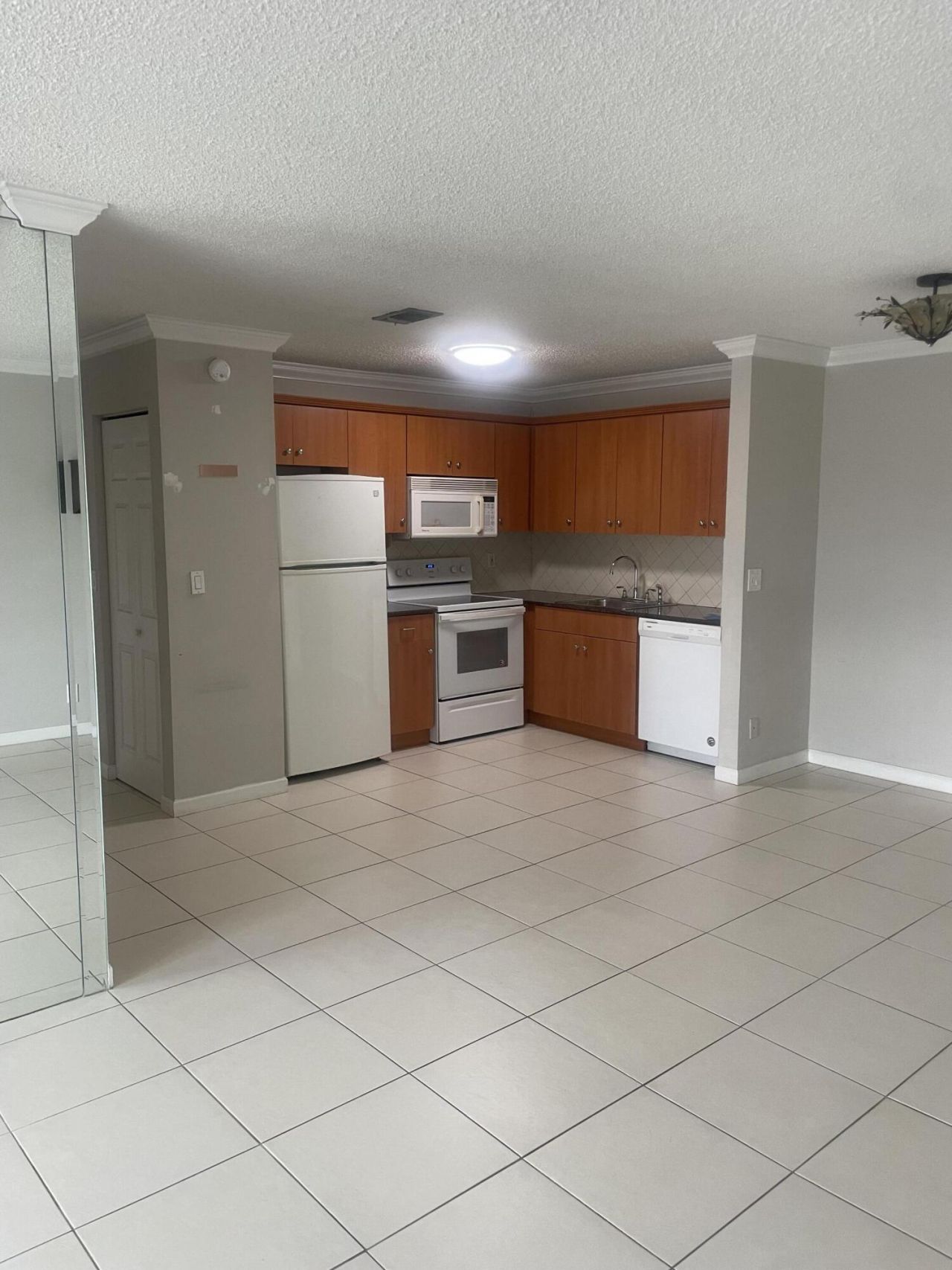 170 Cypress Club Drive, Unit 730, Pompano Beach, FL 33060 Photo