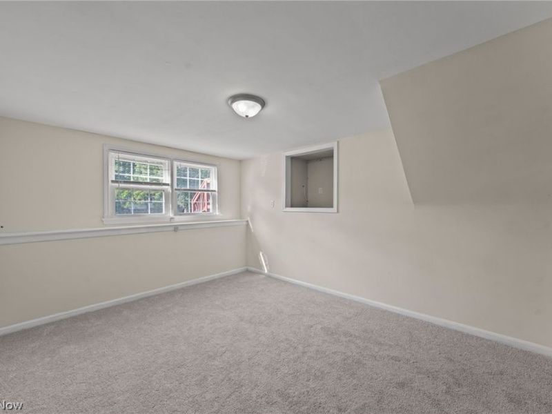 11159 Stoneham Road, Parma Heights, OH 44130 Photo 10