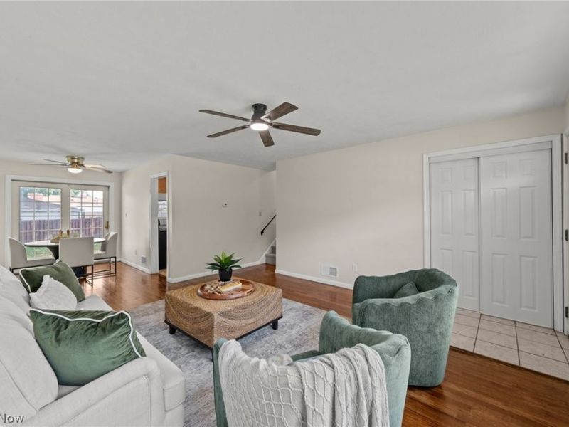 11159 Stoneham Road, Parma Heights, OH 44130 Photo 2
