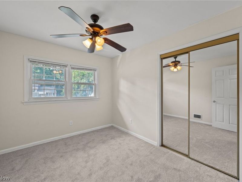 11159 Stoneham Road, Parma Heights, OH 44130 Photo 20