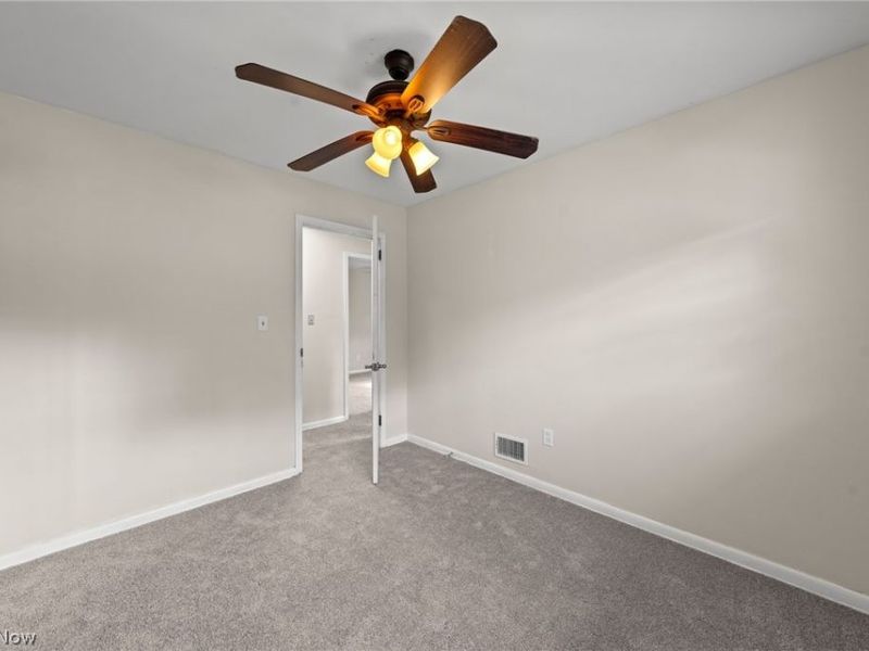 11159 Stoneham Road, Parma Heights, OH 44130 Photo 21