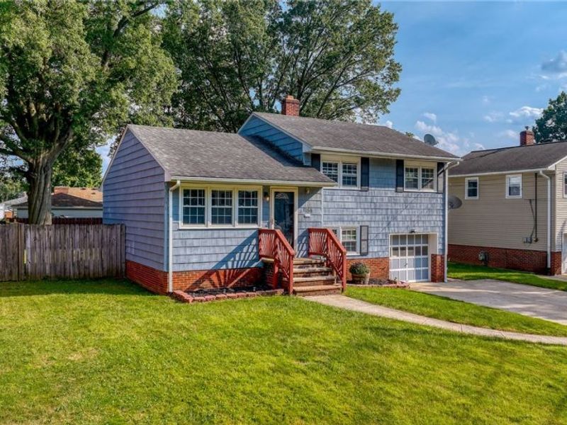 11159 Stoneham Road, Parma Heights, OH 44130 Photo 28