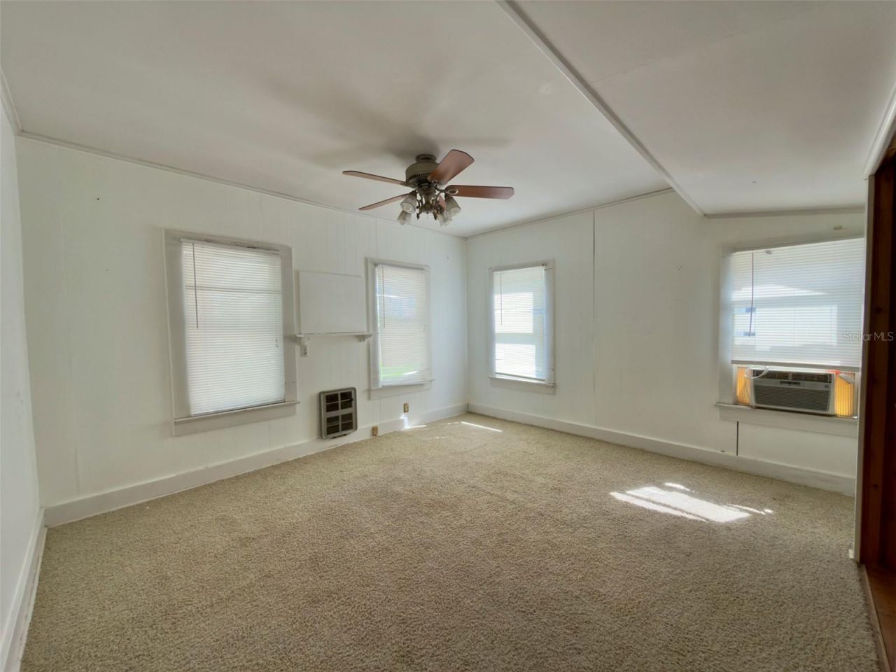 21 S Mary Street, Eustis, FL 32726 Photo