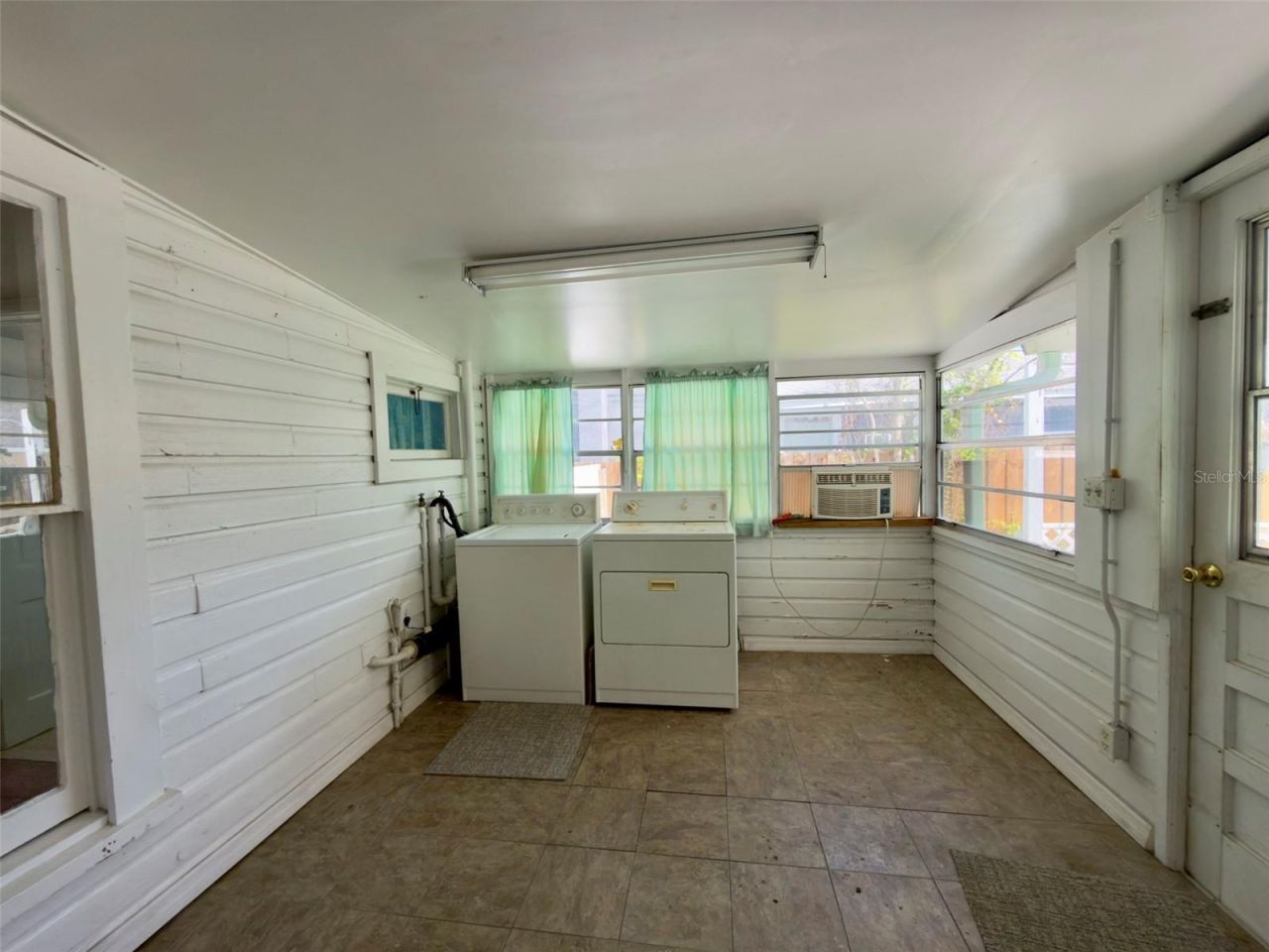21 S Mary Street, Eustis, FL 32726 Photo