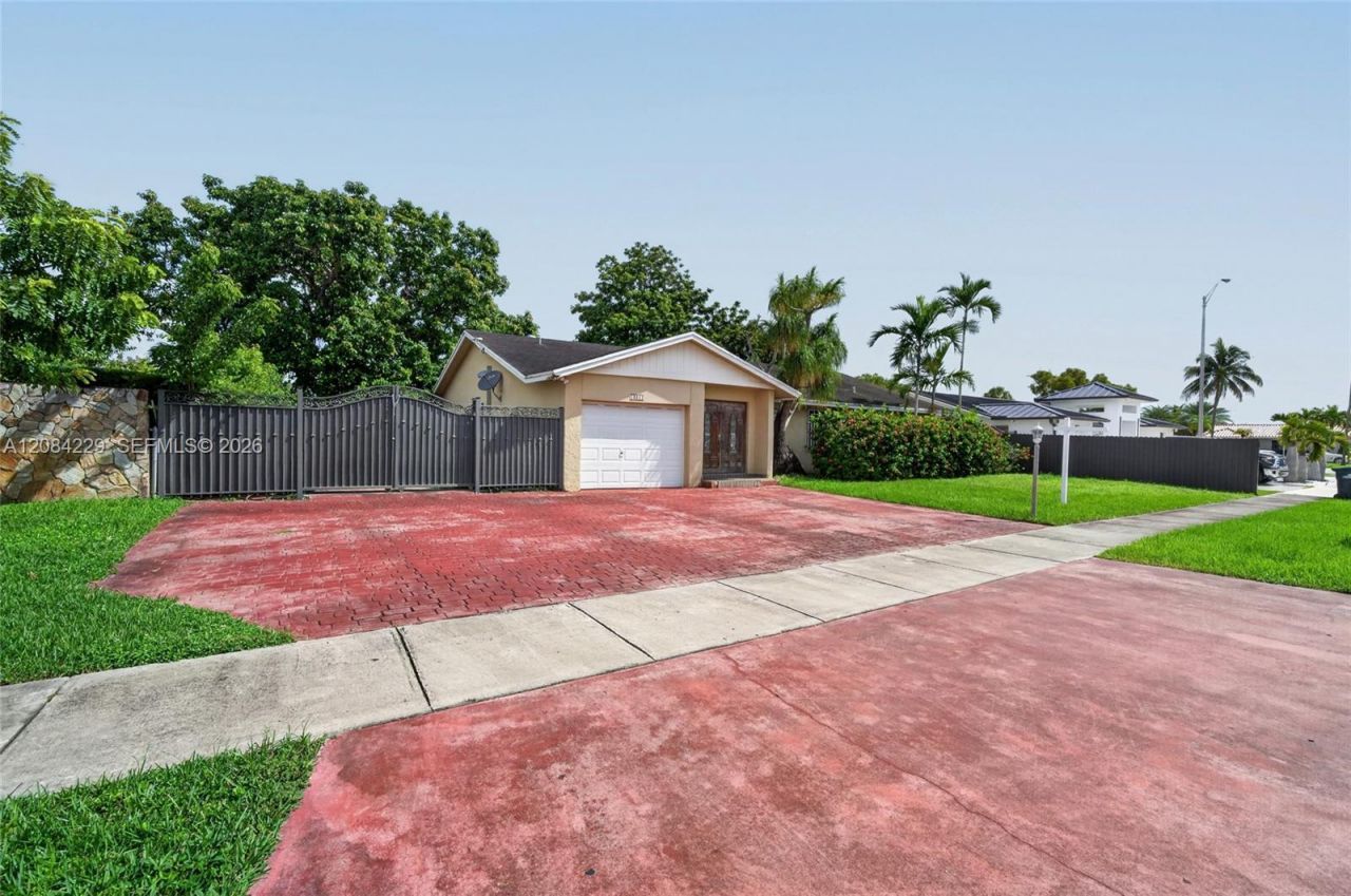 13217 SW 44th Ln , Miami, FL 33175 Photo