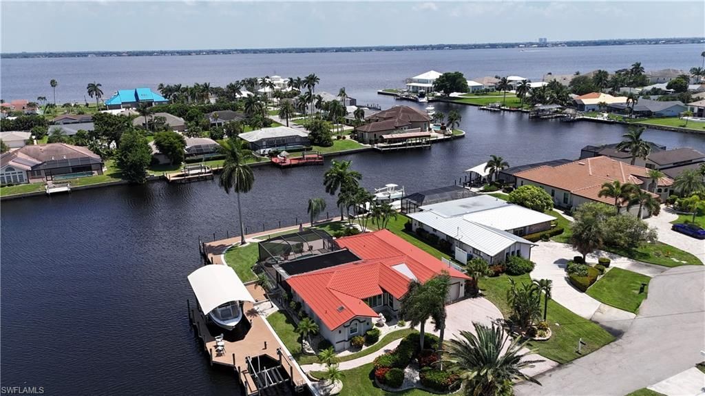 1957 SE 36th St , Cape Coral, FL 33904 Photo