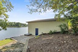 1180 Putnam Drive photo 4