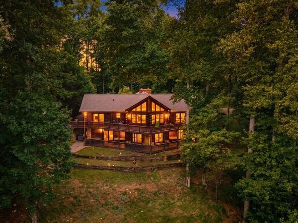 260 Observation Lane, Blue Ridge, GA 30513