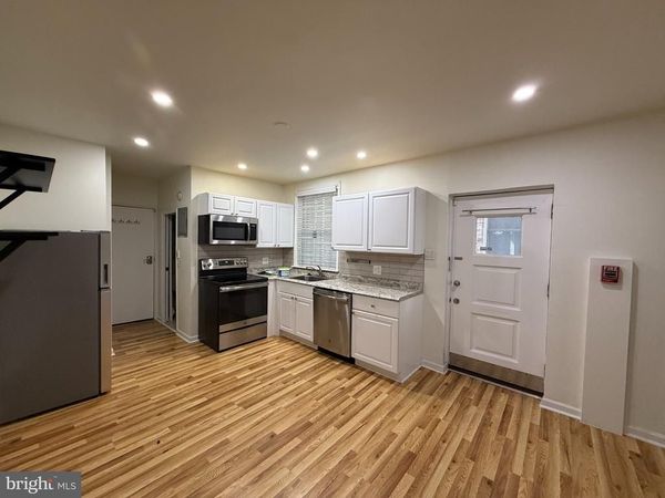 121 21 STREET N , Unit 1R, PHILADELPHIA, PA 19103