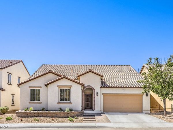 8229 San Mateo Street, North Las Vegas, NV 89085