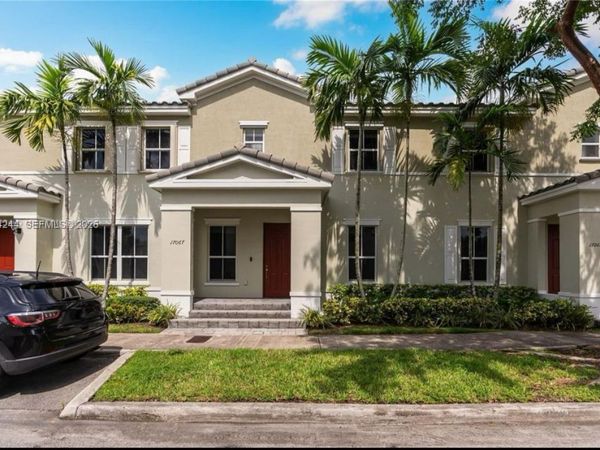 17067 SW 93rd St , Unit 17067, Miami, FL 33196