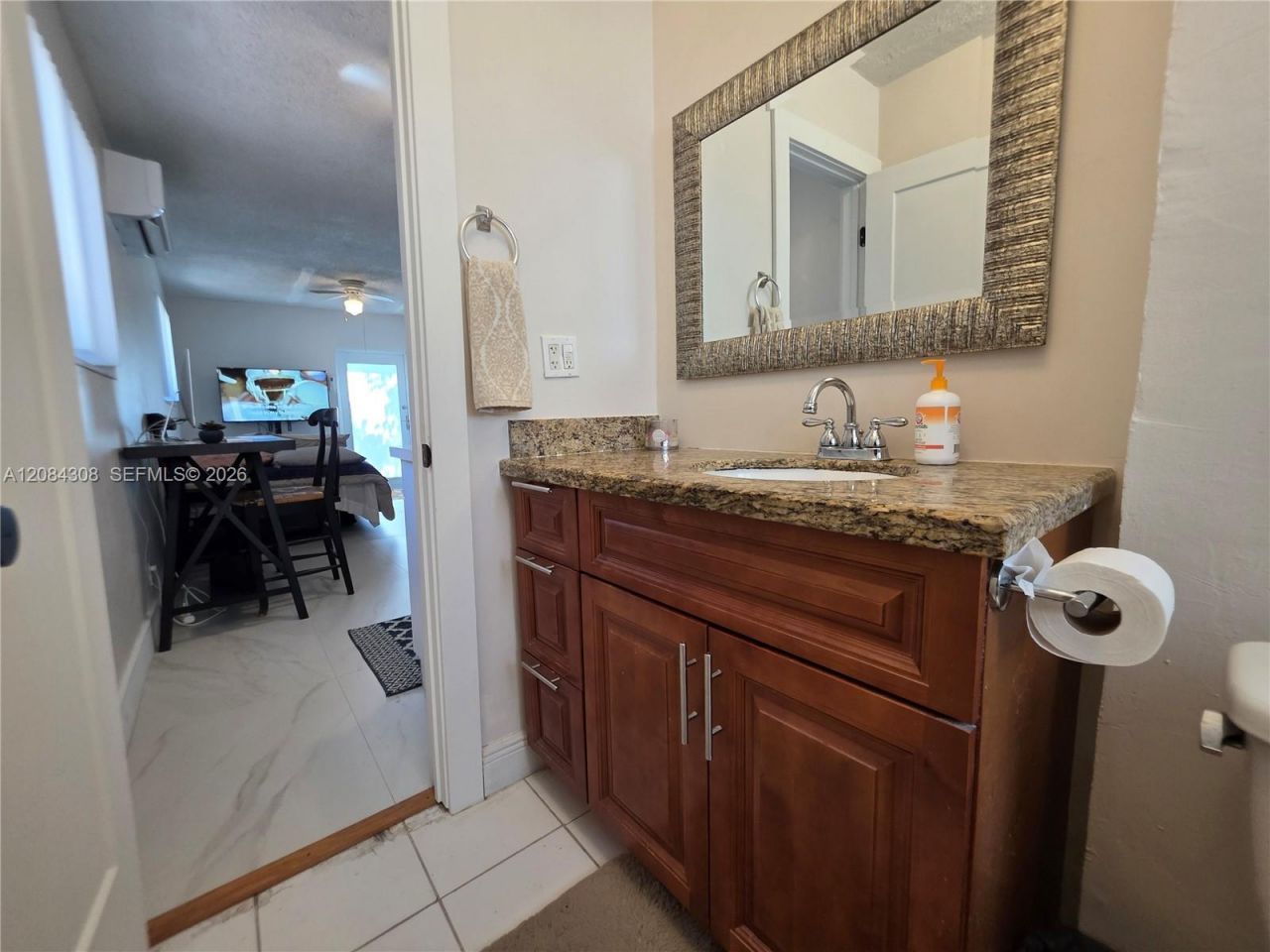 1430 N 68th Ave, Unit B, Hollywood, FL 33024 Photo