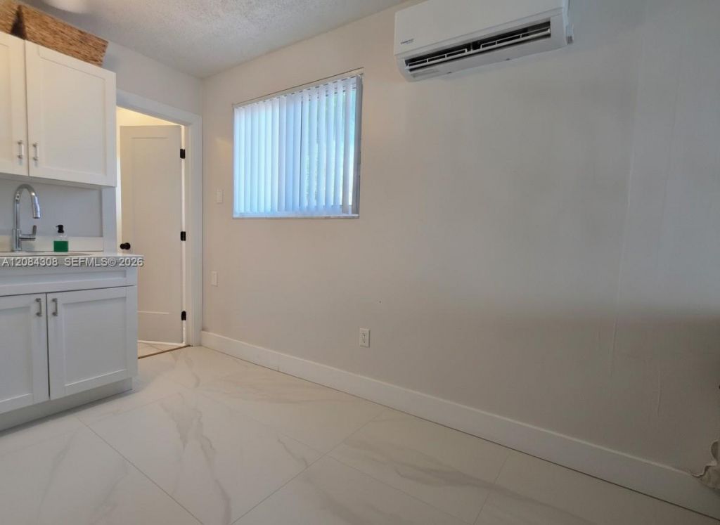 1430 N 68th Ave, Unit B, Hollywood, FL 33024 Photo