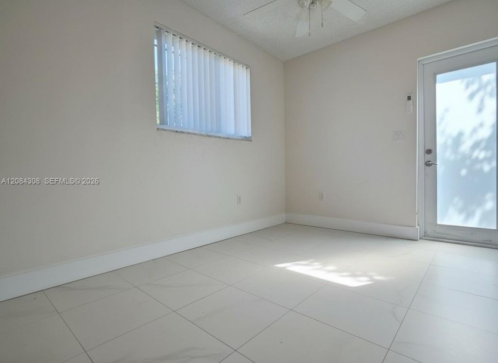 1430 N 68th Ave, Unit B, Hollywood, FL 33024 Photo
