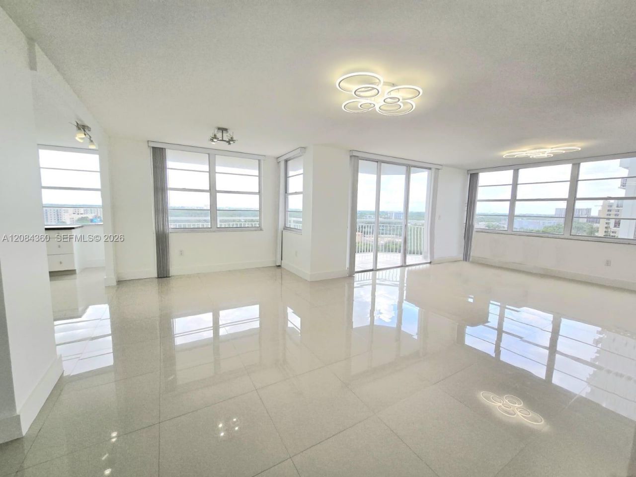18051 Biscayne Blvd , Unit 1204, Aventura, FL 33160 Photo