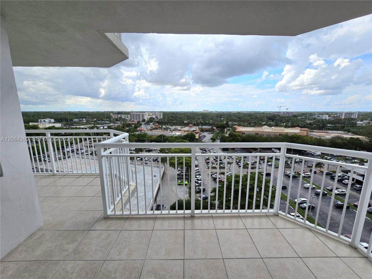 18051 Biscayne Blvd , Unit 1204, Aventura, FL 33160 Photo