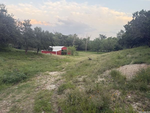 170 Old Medina, Bandera, TX 78003