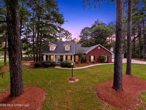 207 Longleaf Drive, Petal, MS 39465