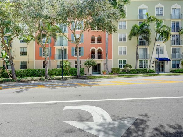 780 S Sapodilla Avenue, Unit 412, West Palm Beach, FL 33401