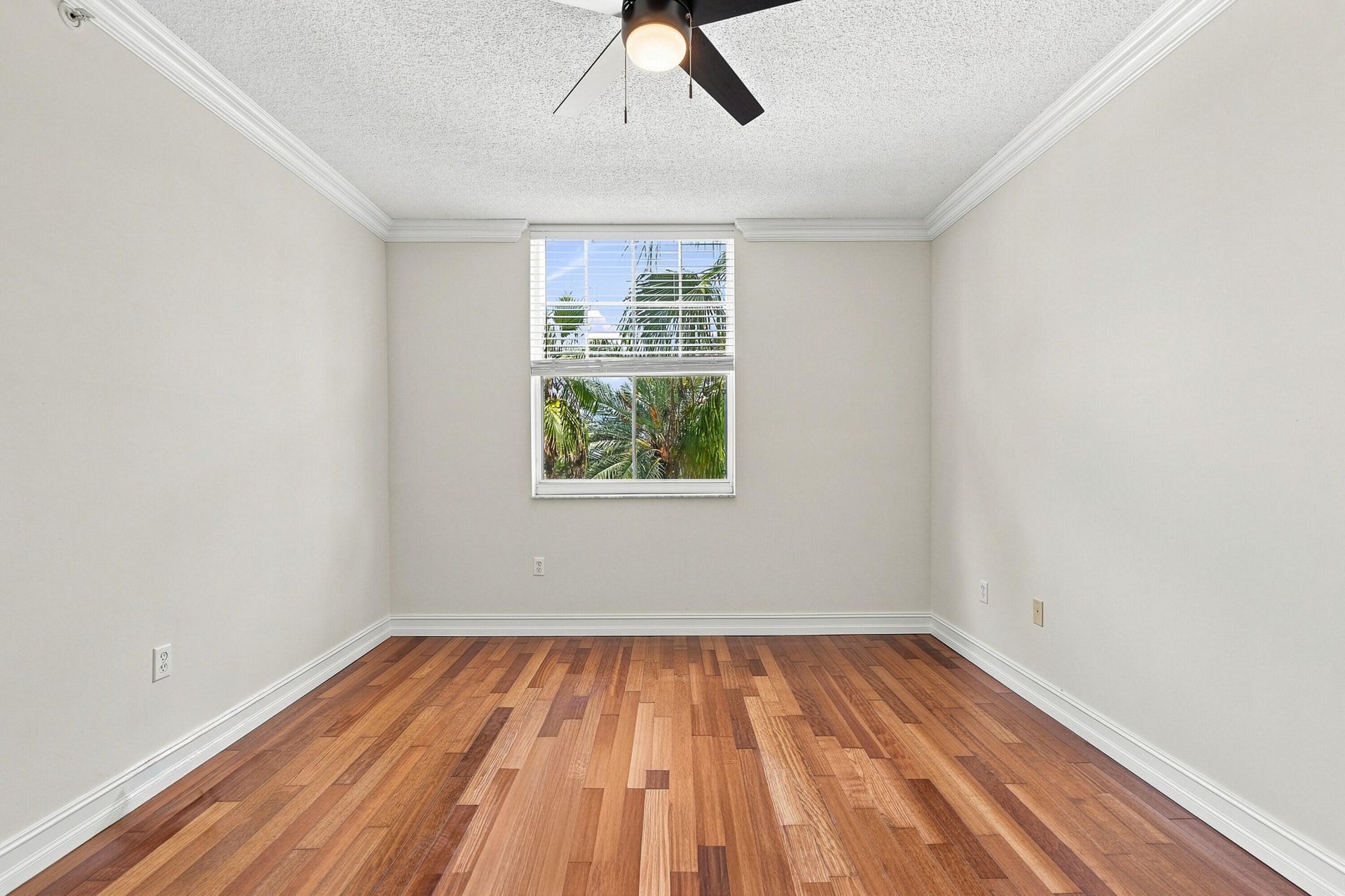 780 S Sapodilla Avenue, Unit 412, West Palm Beach, FL 33401 Photo