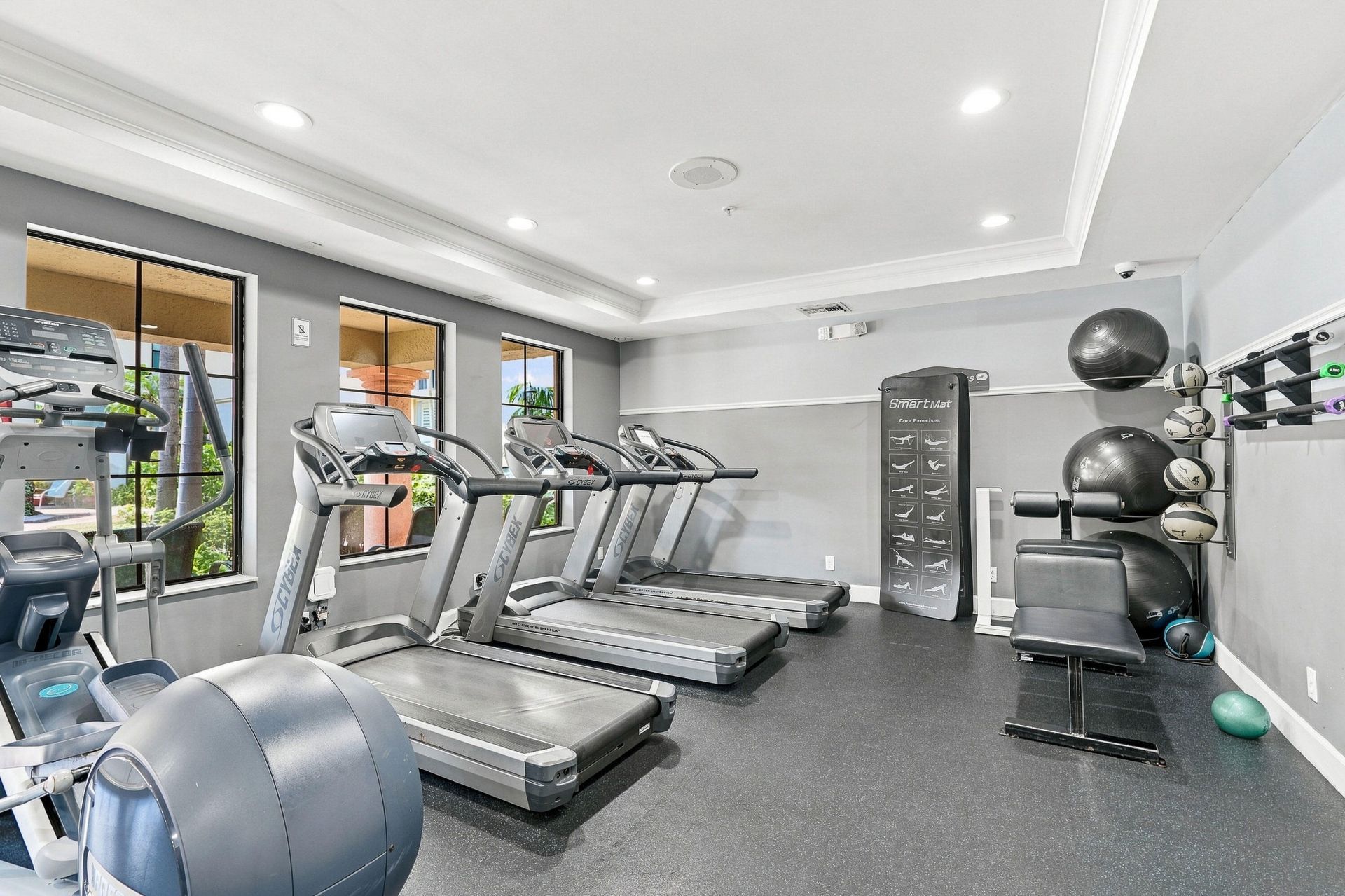 780 S Sapodilla Avenue, Unit 412, West Palm Beach, FL 33401 Photo